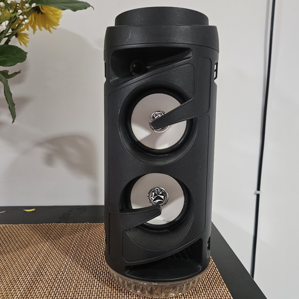 Black Portable Bluetooth Bass Speaker with Color Changing Lights